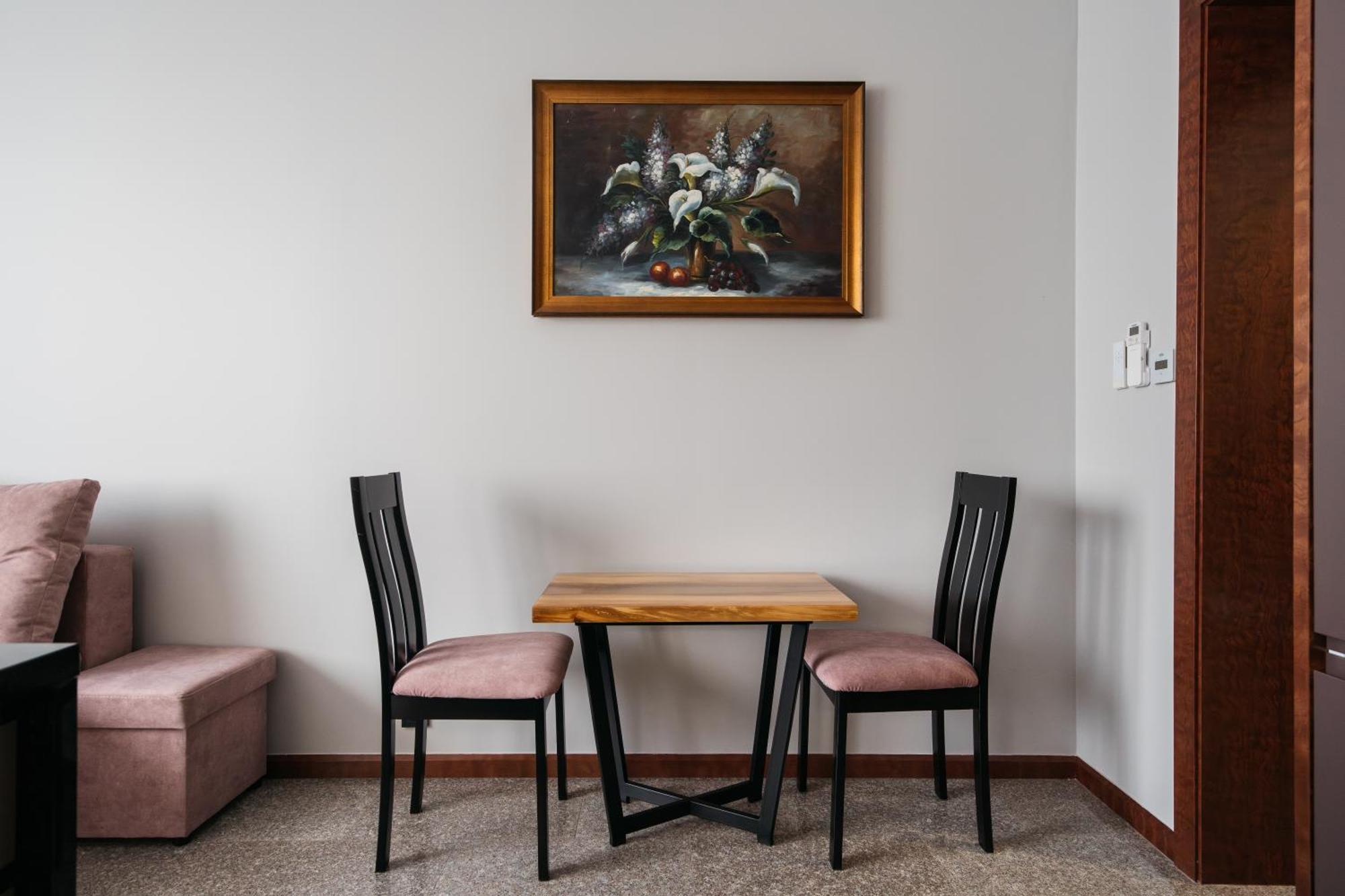 Native Lenartowicza 17 Deluxe Apartment